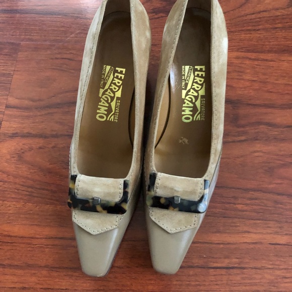 Salvatore Ferragamo Square Pumps Heels - Picture 9 of 16